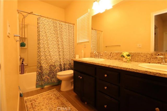 2482 Valdes Dr, Merced, CA 95340