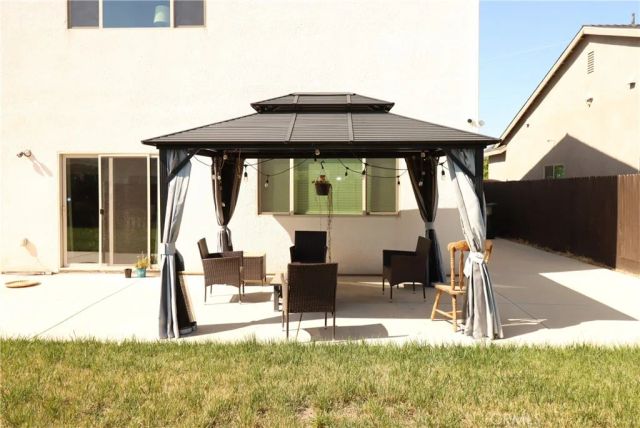 2482 Valdes Dr, Merced, CA 95340