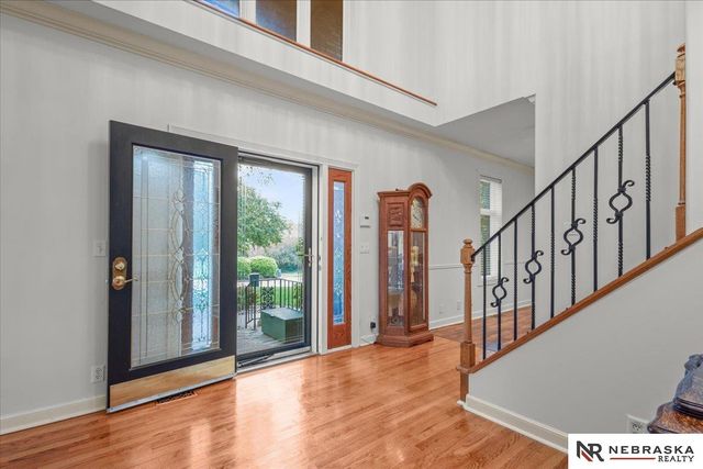 16767 J Circle, Omaha, NE 68135