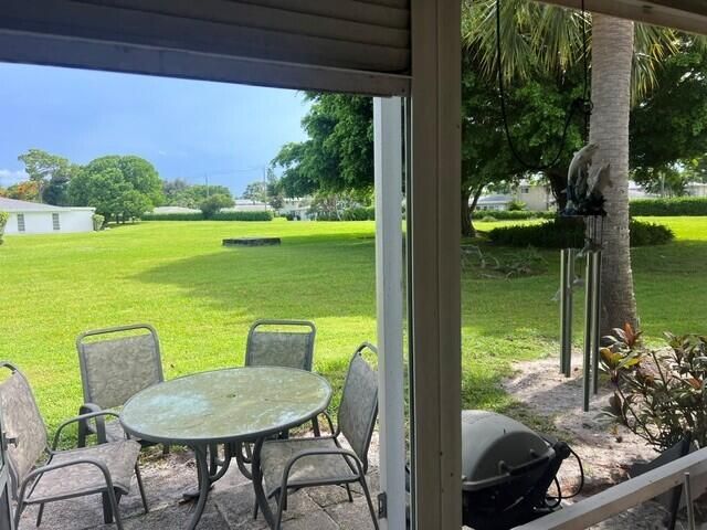 5452 Poppy Place B, Delray Beach, FL 33484
