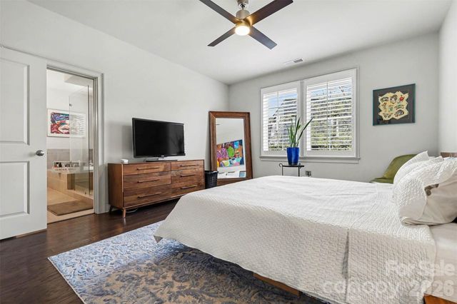 3030 Fairview Villa Court, Charlotte, NC 28209