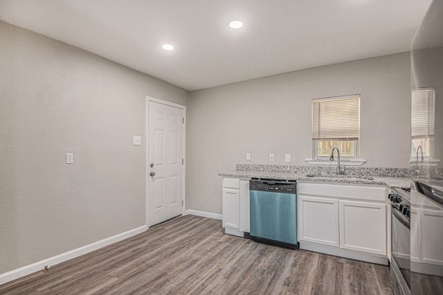 406 Dawson Circle, Grand Prairie, TX 75051