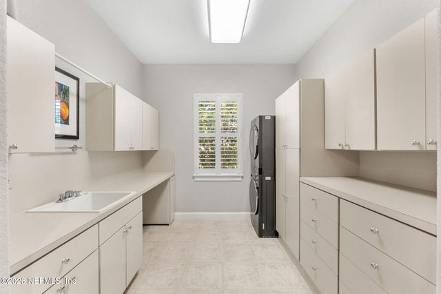 4250 STONEY POINT Road, Melbourne, FL 32940