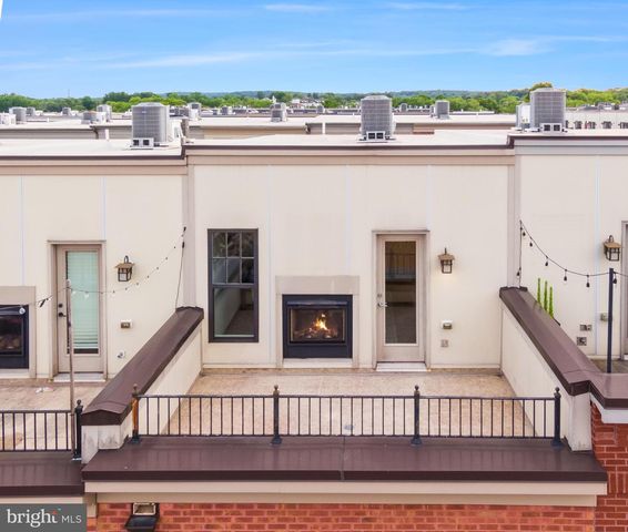 441 HAUPT SQ SE, Leesburg, VA 20175