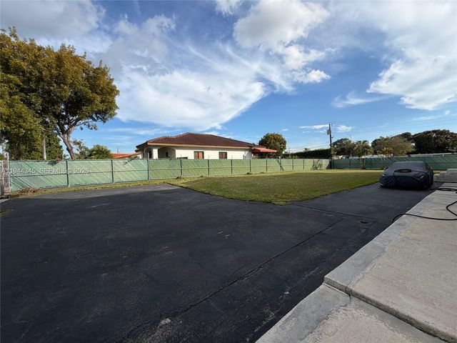 358 W 12 street, Hialeah, FL 33010