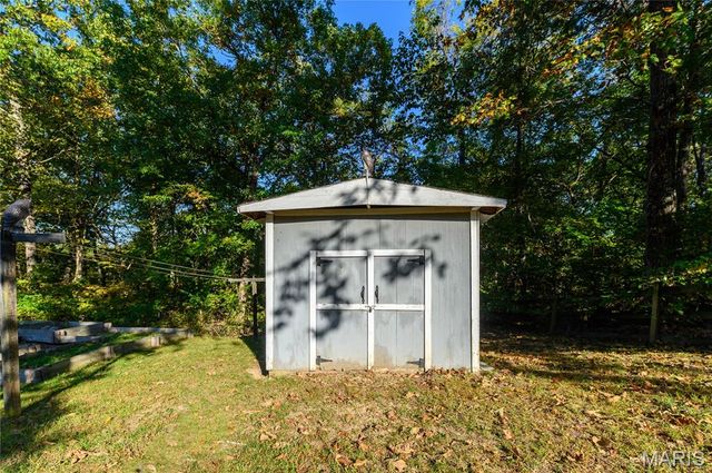 21093 Layla Road, Waynesville, MO 65583