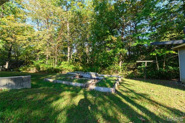 21093 Layla Road, Waynesville, MO 65583