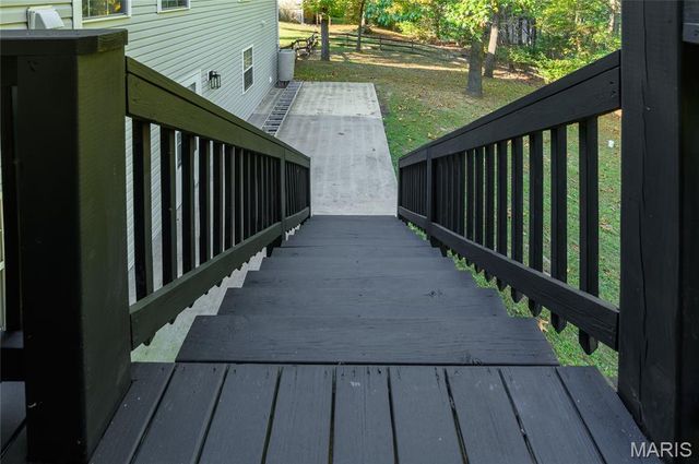 21093 Layla Road, Waynesville, MO 65583