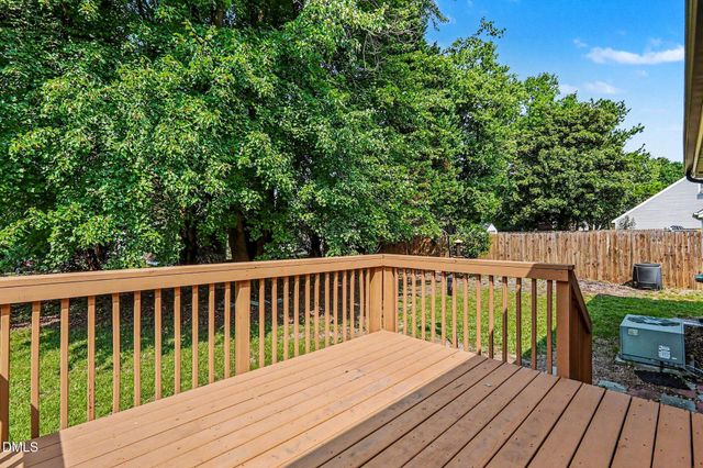 805 Hepplewhite Court, Fuquay Varina, NC 27526