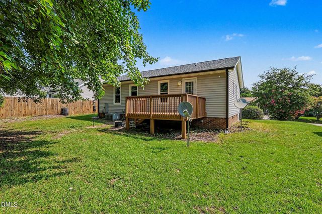 805 Hepplewhite Court, Fuquay Varina, NC 27526