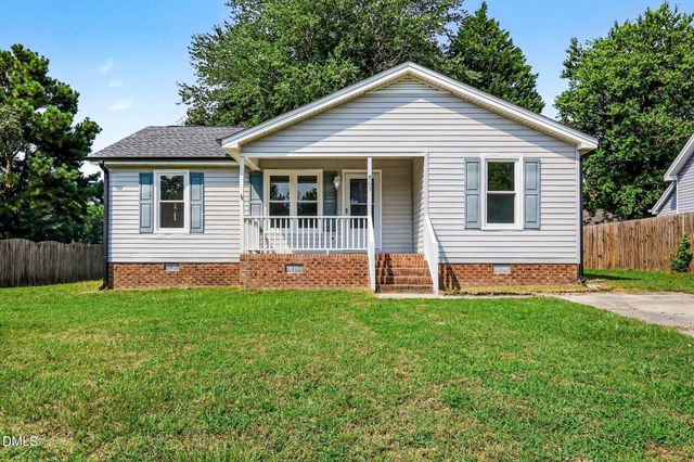 805 Hepplewhite Court, Fuquay Varina, NC 27526