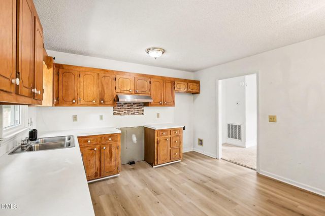 805 Hepplewhite Court, Fuquay Varina, NC 27526