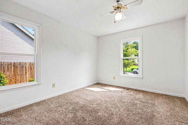 805 Hepplewhite Court, Fuquay Varina, NC 27526