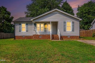 805 Hepplewhite Court, Fuquay Varina, NC 27526