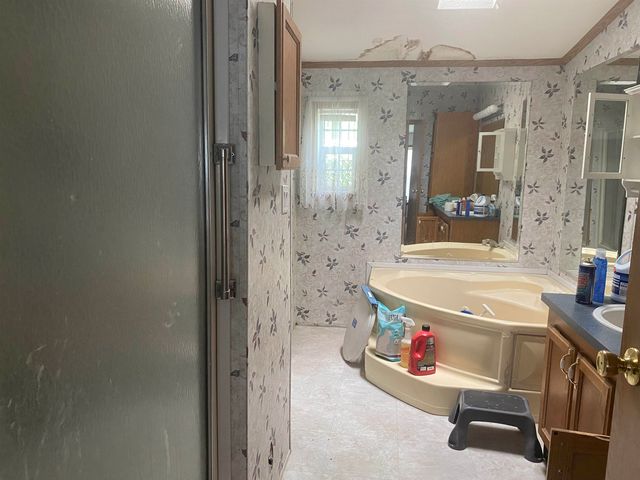 30 Stacey Avenue, Seabrook, NH 03874