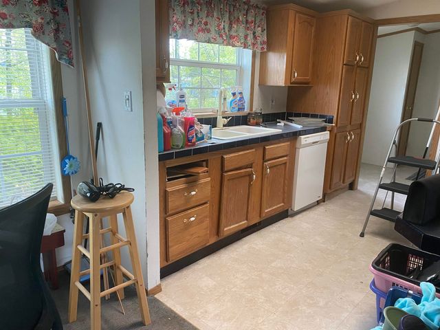 30 Stacey Avenue, Seabrook, NH 03874