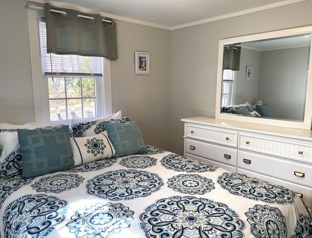 8 Wharf Avenue, Mashpee, MA 02649