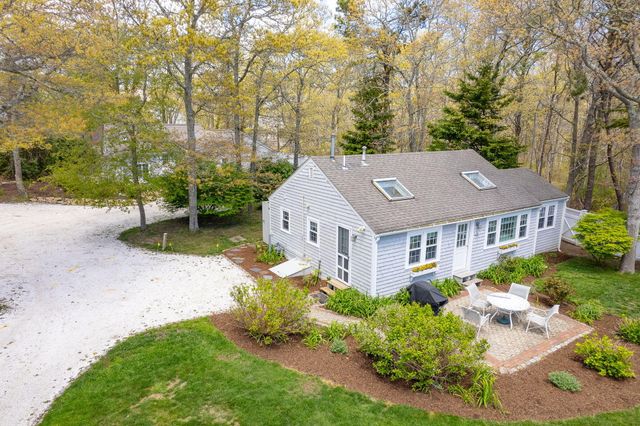 8 Wharf Avenue, Mashpee, MA 02649