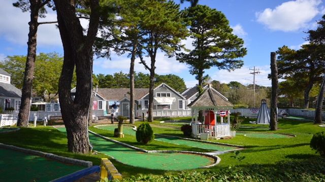 8 Wharf Avenue, Mashpee, MA 02649