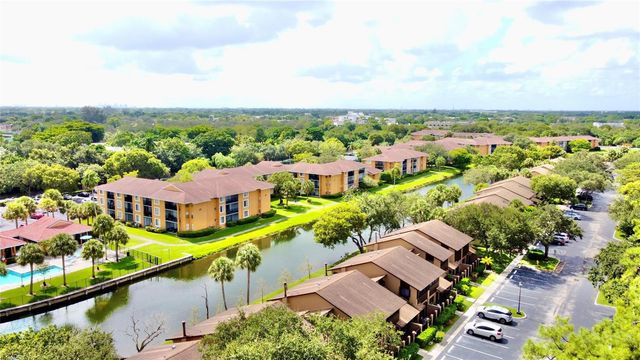 7750 NW 79th Avenue H5, Tamarac, FL 33321