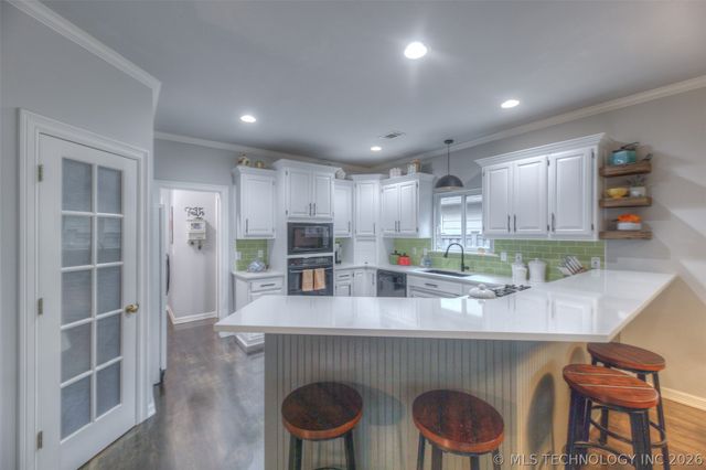 9526 S 85th East Avenue, Tulsa, OK 74133