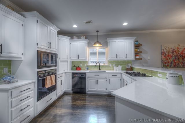 9526 S 85th East Avenue, Tulsa, OK 74133