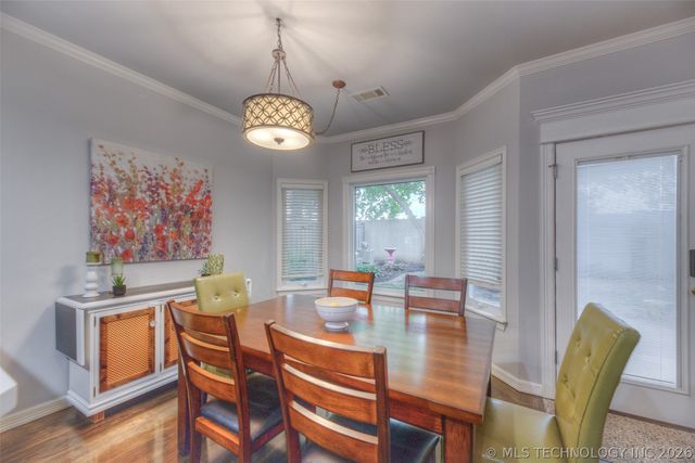 9526 S 85th East Avenue, Tulsa, OK 74133