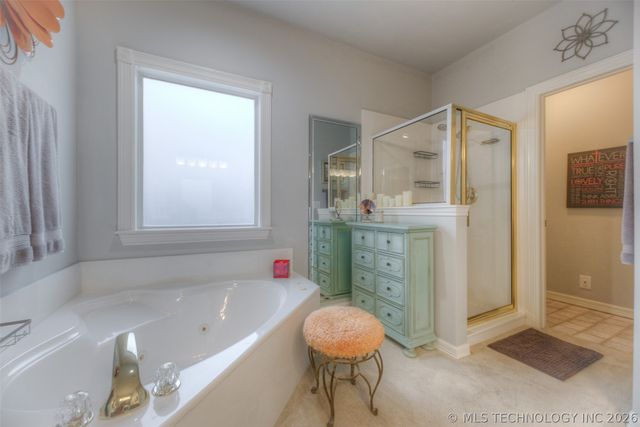 9526 S 85th East Avenue, Tulsa, OK 74133