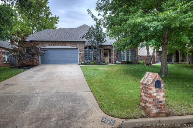 9526 S 85th East Avenue, Tulsa, OK 74133