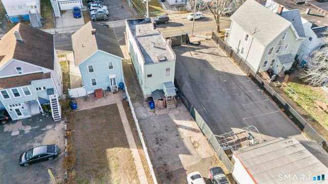 387 Blatchley Avenue, New Haven, CT 06513