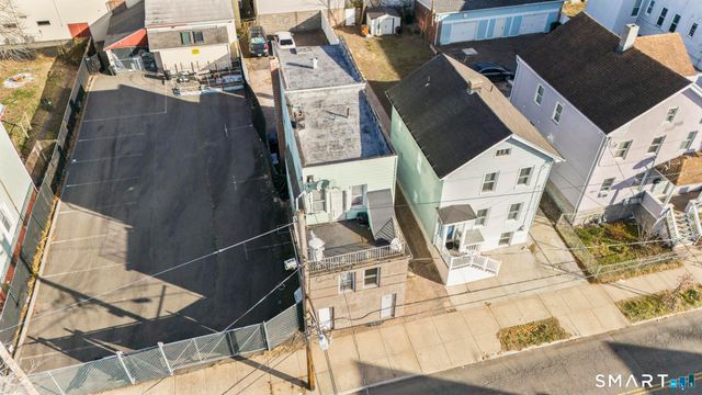 387 Blatchley Avenue, New Haven, CT 06513