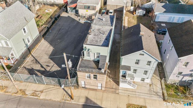 387 Blatchley Avenue, New Haven, CT 06513