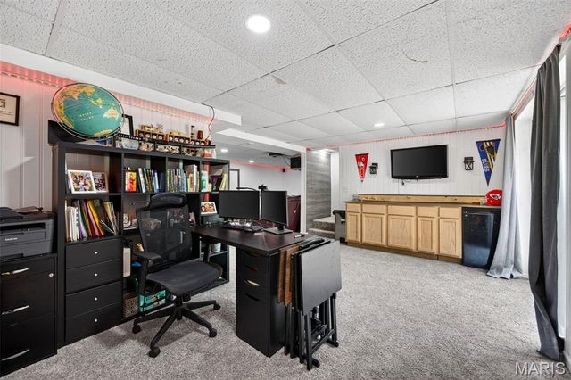 20 Shagbark Court, St Charles, MO 63376