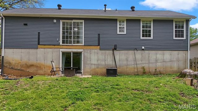 20 Shagbark Court, St Charles, MO 63376
