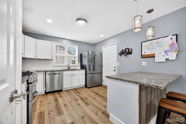 20 Shagbark Court, St Charles, MO 63376