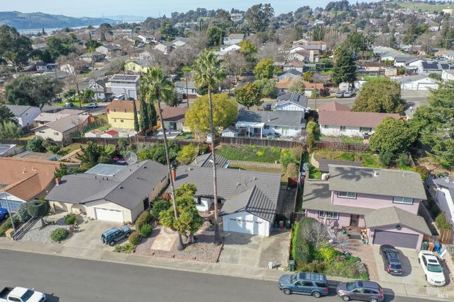 2135 Via Alta Ct, Benicia, CA 94510