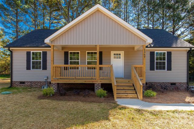 1369 Mack Drive, Mcconnells, SC 29726