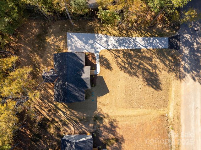 1369 Mack Drive, Mcconnells, SC 29726