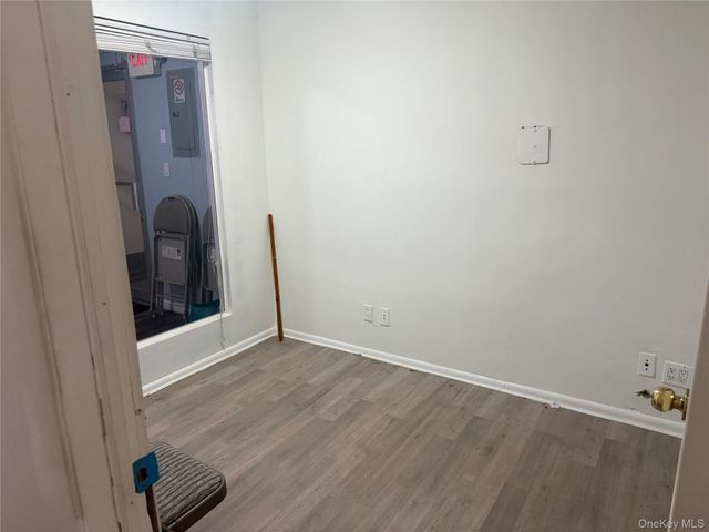 97-18 Roosevelt Avenue 2nd floor East, Corona, NY 11368