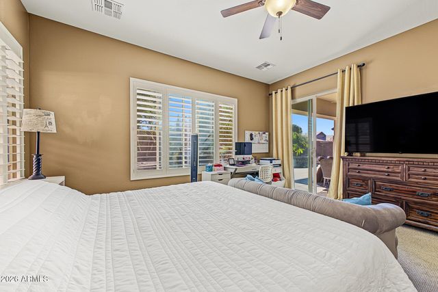 2197 E LINDRICK Drive, Gilbert, AZ 85298