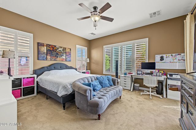 2197 E LINDRICK Drive, Gilbert, AZ 85298