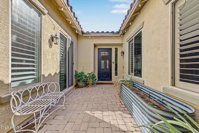 2197 E LINDRICK Drive, Gilbert, AZ 85298