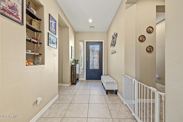 2197 E LINDRICK Drive, Gilbert, AZ 85298