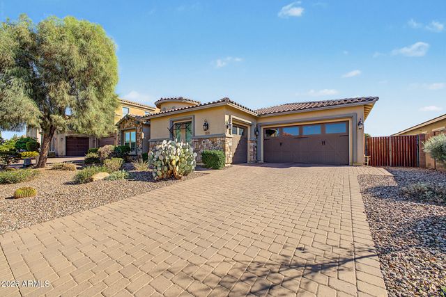 2197 E LINDRICK Drive, Gilbert, AZ 85298