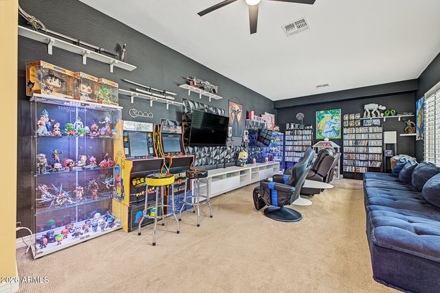 2197 E LINDRICK Drive, Gilbert, AZ 85298