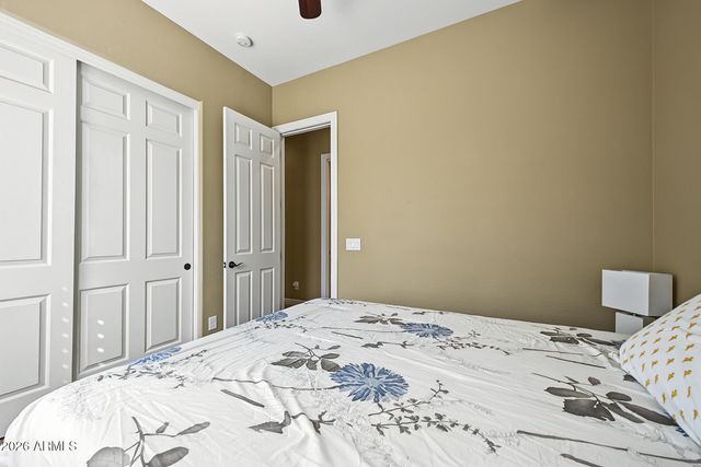 2197 E LINDRICK Drive, Gilbert, AZ 85298