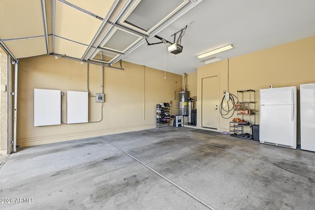 2197 E LINDRICK Drive, Gilbert, AZ 85298