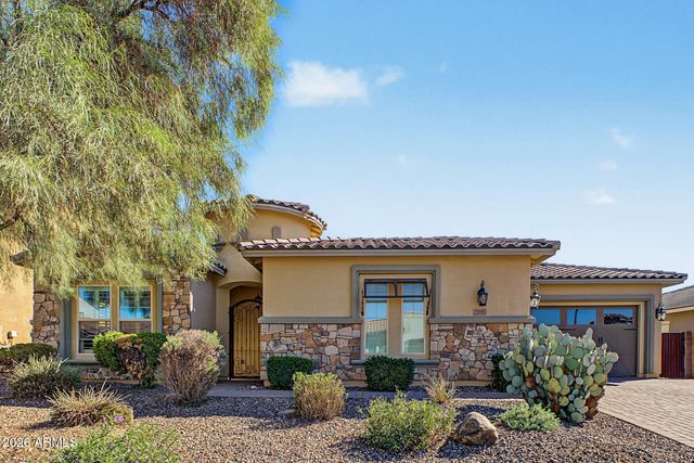 2197 E LINDRICK Drive, Gilbert, AZ 85298
