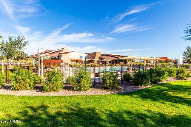 2197 E LINDRICK Drive, Gilbert, AZ 85298