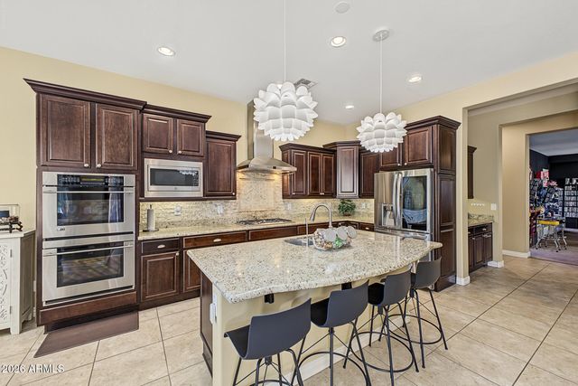 2197 E LINDRICK Drive, Gilbert, AZ 85298